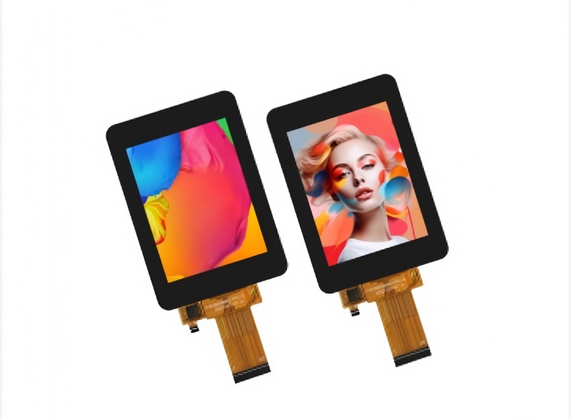2,8-palčni LCD zaslon na dotik Victronix je zelo priljubljen na ameriškem trgu in je uspešno vključen v šahovske plošče.